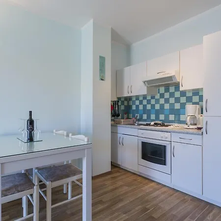 Milos Apartmán Pula