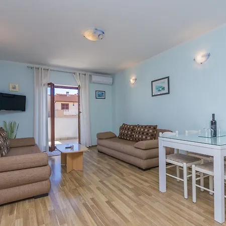 Milos Апартаменты